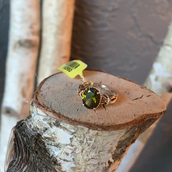 CORAL REEF MYSTIC TOPAZ RING - Picture 3 of 10
